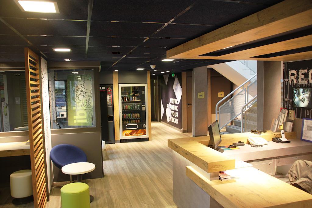 Ibis Budget Versailles Chateau Saint Cyr L'Ecole Buitenkant foto